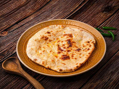 Garlic naan