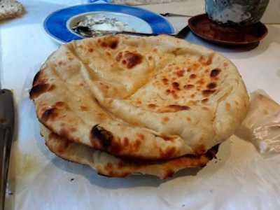 Naan Peshwari