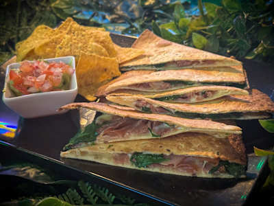 Quesadilla Serranita
