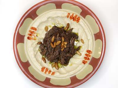 Hummus con Carne