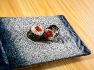 Maki Tartar de Atún Picante, 6 Pzs.