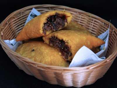 Empanada de Asado Negro