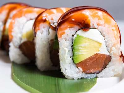 Teri Uramaki Salmón,( 8 pzas)
