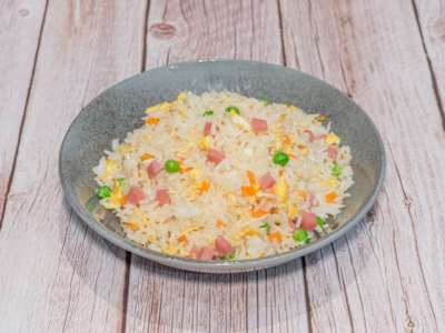 Arroz Frito con Tres Delicias