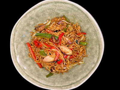 Yakisoba con Pollo