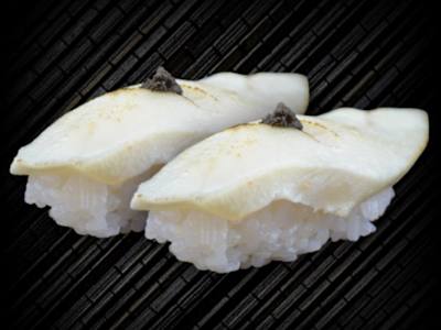 Nigiri Pez Mantequilla Flameando,( 2 pzas)