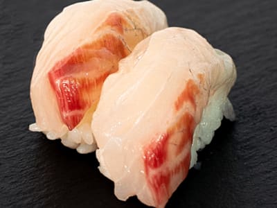 Sushi de Dorada, 2 Piezas