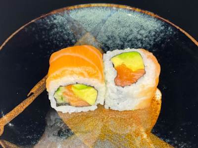 Salmón Uramaki