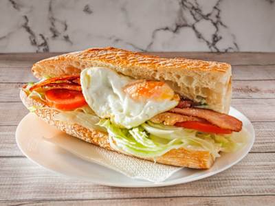 Bocadillo Chivito