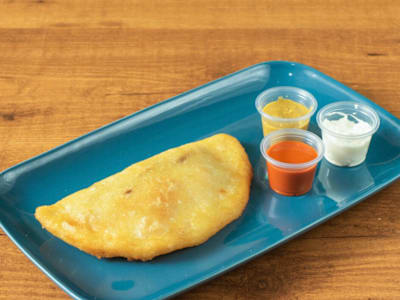 Empanada de Carne y Queso