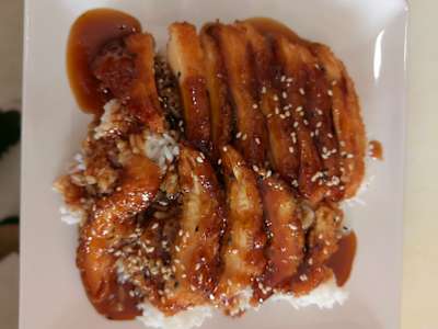 Katsudoni de Pollo