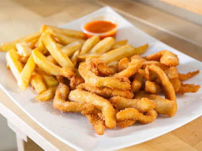 Combo Fingers caseros de Pollo de Corral+ Patatas fritas bistró + salsa a elegir