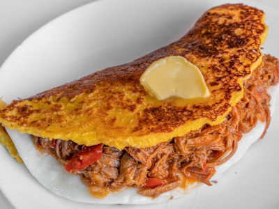 Cachapa Carne Mechada