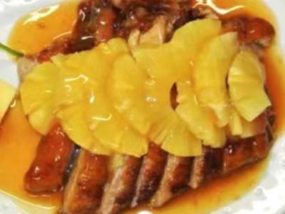Pato con Piña