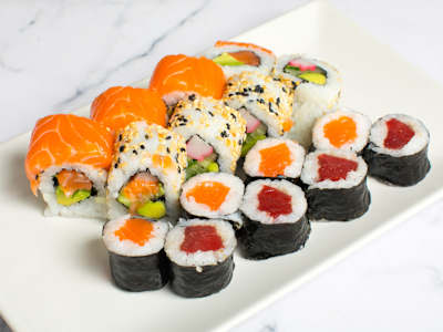 Combinado 3. Sésamo Rollo, 16 Piezas.
