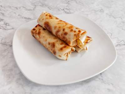 Rollito de Salmón con Mayonesa y Huevo Cocido, 1 Unidades