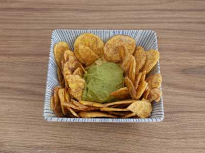 Guacamole con Plátanitos
