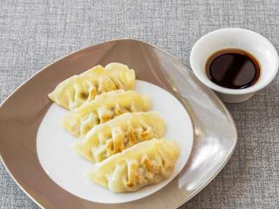 Gyoza Pollo a la Plancha, 4 Piezas