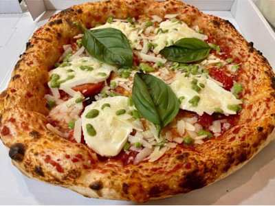 Pizza Margherita Special