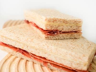 Sándwich Serrano