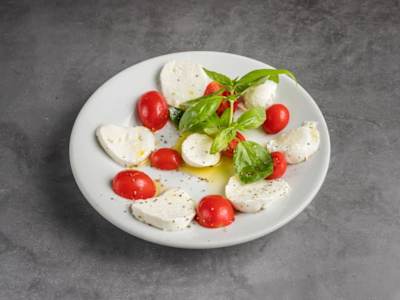 Insalatona Caprese
