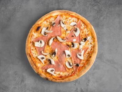 Prosciutto e Funghi