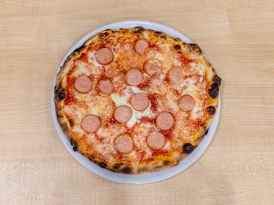 Pizza Würstel