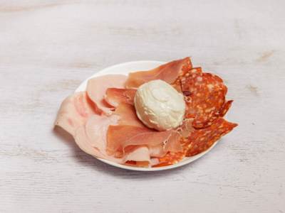 Salumi Vari e Mozzarella di Bufala
