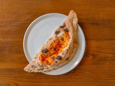 Calzone al Prosciutto