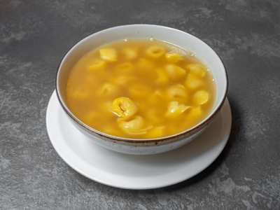 Tortellini in Brodo