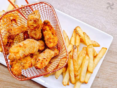 Stiscioline di Filetto di Pollo Croccanti & Patatine