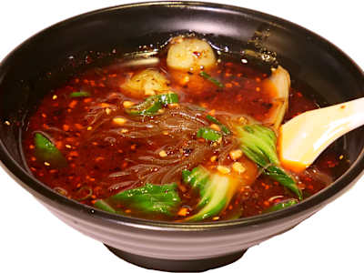 Spaghetti di Soia in Brodo Piccante