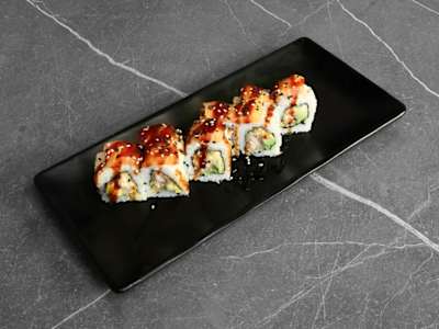 Uramaki Salmon Out Roll