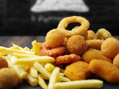 Silverstone Ring Boom!! Fritto misto  mignon 25 pezzi + 4 salse + Patatine