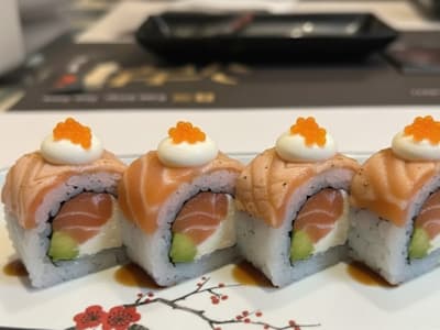 Uramaki Super Sake