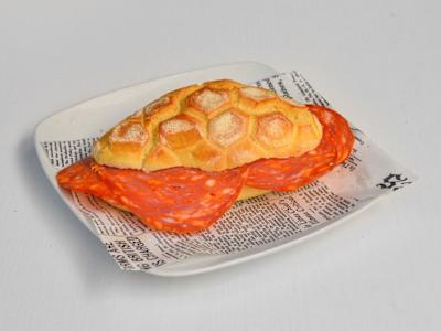 Panino con Salame Piccante