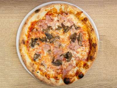 Prosciutto e Funghi