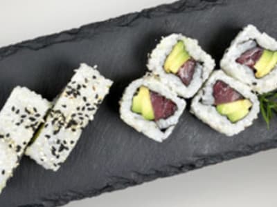 Uramaki Tonno e Avocado