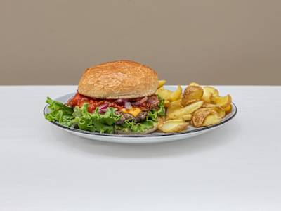 Hamburger Messicano -servito con patate dippers