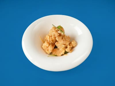 Tempura di Gamberetti con Salsa Piccante