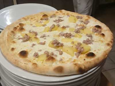 Salsiccia e Patate Lesse