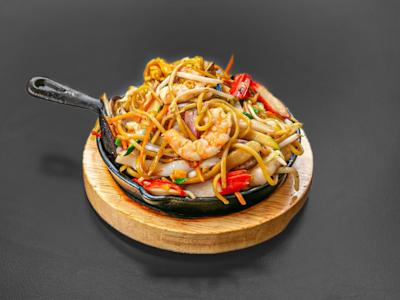 Spaghetti di Riso con Frutti di Mare