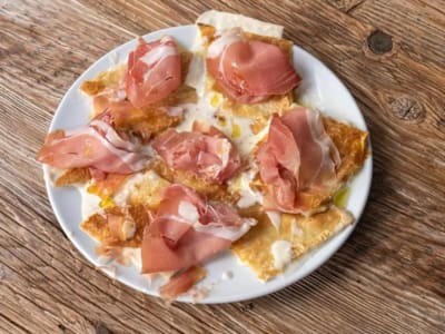 Focaccia col Formaggio e Crudo 24 Mesi