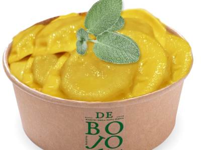 Ravioli Patavini Ripieni con Carne di Gallina Conditi con Burro e Grana E Pane