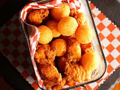 Chicken e Potato Pop Corn