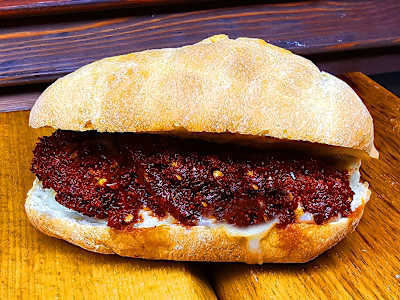Panino con Gorgonzola e 'Nduja