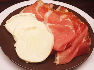 Prosciutto e Mozzarella