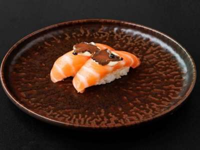 Nigiri salmon trufado