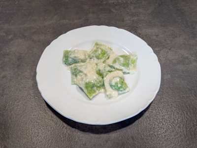 Ravioli di Ricotta e Spinaci al Cacio e Pepe