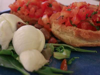 Friselle al Pomodoro con Nodini di Martina Franca